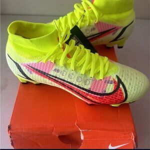 Nike SuperFly 8 Pro FG Soccer Cleats